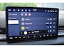 Volkswagen ID.3 Neo 50kWh ev life 125kW aut | 52 KWH | STEUNHAAK | CAMERA | STUUR + STOEL VERW. | FULL.LED | APP.CONNECT | KEYLESS | ADAPT.CRUISE | CLIMA 2 ZONES |