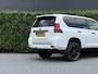 Toyota Land Cruiser 2.8 D-4D-F Comfort High Roof Window Van, EURO 6, NAVIGATIE, KEYLESS, CRUISE CONTROL, CLIMATE CONTROL, TREKHAAK, AUTO LIER, LICHTMETAAL 16"
