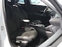 Peugeot e-2008 SUV GT Avantage EV 54 kWh | Tot 8 jaar garantie | Demo | Alcantara bekleding | Warmtepomp | Navigatie | Camera voor/achter | Apple Carplay/Android auto