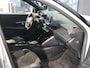 Peugeot e-2008 SUV GT Avantage EV 54 kWh | Tot 8 jaar garantie | Demo | Alcantara bekleding | Warmtepomp | Navigatie | Camera voor/achter | Apple Carplay/Android auto