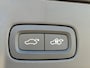 Volvo V90 2.0 T8 Plug-in hybrid AWD Ultra Dark | SOH: 100% | 4 seizoen banden | Extra getint glas | Gelaagd glas | Trekhaak | Luchtvering | Bowers & Wilkins | Massage | Stoel Koeling | 360° Camera | Adaptieve cruise | Stoel/stuur verwarming |