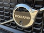 Volvo V90 2.0 T8 Plug-in hybrid AWD Ultra Dark | SOH: 100% | 4 seizoen banden | Extra getint glas | Gelaagd glas | Trekhaak | Luchtvering | Bowers & Wilkins | Massage | Stoel Koeling | 360° Camera | Adaptieve cruise | Stoel/stuur verwarming |