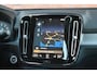 Volvo XC40 T2 129PK Automaat Momentum Business | Trekhaak | All-Season |