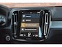 Volvo XC40 T2 129PK Automaat Momentum Business | Trekhaak | All-Season |