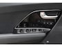 Kia Niro EV e-Niro ExecutiveLine 64 kWh / Camera / Leder / Keyless / Stoelventilatie / Navigatie / Dodehoek / DAB / Cruise Control / Warmtepomp