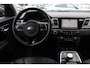 Kia Niro EV e-Niro ExecutiveLine 64 kWh / Camera / Leder / Keyless / Stoelventilatie / Navigatie / Dodehoek / DAB / Cruise Control / Warmtepomp