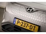 Hyundai Kona Electric EV Fashion Sky 64 kWh | STUURVERWARMING | DAB | DRAADLOZE LADER | APPLE | CAMERA