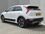 Kia Niro EV e-Niro ExecutiveLine 64.8 kWh / SOH 100% / CCS snelladen / Head Up Display / Harman/Kardon Audio Systeem / Trekhaak vast / Glazen schuif- en kanteldak / Stuur- Stoel & Achterbank verwarming / Achteruitrijcamera / Apple Carplay Android Auto /