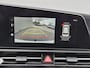 Kia Niro EV e-Niro ExecutiveLine 64.8 kWh / SOH 100% / CCS snelladen / Head Up Display / Harman/Kardon Audio Systeem / Trekhaak vast / Glazen schuif- en kanteldak / Stuur- Stoel & Achterbank verwarming / Achteruitrijcamera / Apple Carplay Android Auto /