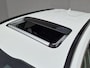 Kia Niro EV e-Niro ExecutiveLine 64.8 kWh / SOH 100% / CCS snelladen / Head Up Display / Harman/Kardon Audio Systeem / Trekhaak vast / Glazen schuif- en kanteldak / Stuur- Stoel & Achterbank verwarming / Achteruitrijcamera / Apple Carplay Android Auto /