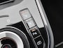 Kia Niro EV e-Niro ExecutiveLine 64.8 kWh / SOH 100% / CCS snelladen / Head Up Display / Harman/Kardon Audio Systeem / Trekhaak vast / Glazen schuif- en kanteldak / Stuur- Stoel & Achterbank verwarming / Achteruitrijcamera / Apple Carplay Android Auto /