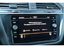 Volkswagen Tiguan 1.4 TSI eHybrid 245pk R-Line Business+ | SoH 90% | Navigatie | Camera | Stoelverwarming | Maxxton Design pakket