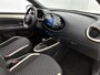 Toyota Aygo X 1.0 VVT-i S-CVT Pulse + | BTW Voertuig | Parkeersensoren voor+achter | Keyless Entry/Start | Climate Control | Cruise Control Adaptive | achteruitrijcamera | Apple CarPlay/Android Auto |