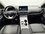 Hyundai Kona Electric EV Premium 64 kWh 3- Fase SOH 95,4% | Warmtepomp | Camera | Navigatie | Head-Up Display | Leer | Led