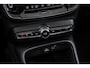 Volvo EX40 Single Motor Extended Range Ultra 82 kWh | Black Edition | Europa | Schuif-/Kanteldak | Harman Kardon Audio | Adaptieve Cruise Control | Stuur-/Stoelverwarming V+A | Warmtepomp | Getint Glas |