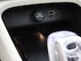 Volvo XC40 T4 21PK Plug in Hybrid Inscription / Panoramisch Dak / Leder / 19" / Harman Kardon / Elektrisch Verst. Stoelen / Stuur+Stoel Verwarming / Adaptive Cruise /