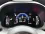 Toyota Yaris 1.5 Hybrid 115 Dynamic Comfort Pack | BTW voertuig | Stoel+Stuurverwarming | Dodehoek detectie | Parkeersensoren voor+achter | Draadloze telefoonlader | Navigatie | Apple CarPlay/Android Auto | Cruise Control Adaptive |