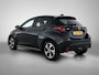 Toyota Yaris 1.5 Hybrid 115 Dynamic Comfort Pack | BTW voertuig | Stoel+Stuurverwarming | Dodehoek detectie | Parkeersensoren voor+achter | Draadloze telefoonlader | Navigatie | Apple CarPlay/Android Auto | Cruise Control Adaptive |