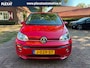 Volkswagen Up! 1.0 | Facelift | Stoelverwarming | Climate | Achteruitrijcamera | Cruise Control | Lichtmetaal | Nette staat | NAP