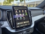 Volvo XC90 T8 AWD Ultra Black Edition | Luchtvering | Massage | Trekhaak | HUD |