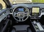 Volvo XC90 T8 AWD Ultra Black Edition | Luchtvering | Massage | Trekhaak | HUD |