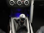 Renault Kadjar TCe 140 Limited | R-Link 2 Navigatiesysteem met Android Auto & Apple CarPlay | Arkamys Radio DAB+ | Climate Control | Privacy Glass | Parkeersensoren vóór en achter |
