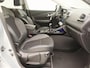 Renault Kadjar TCe 140 Limited | R-Link 2 Navigatiesysteem met Android Auto & Apple CarPlay | Arkamys Radio DAB+ | Climate Control | Privacy Glass | Parkeersensoren vóór en achter |