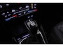 Volkswagen T-Cross R-Line 1.5 TSI 150pk DSG Automaat Trekhaak, Adaptive cruise control, Navigatie, Achteruitrijcamera, LED matrix koplampen, Parkeersensoren, Stoelverwarming