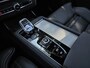 Volvo XC90 T8 AWD Ultra Black Edition | Luchtvering | Massage | Trekhaak | HUD |