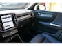 Volvo XC40 1.5 T3 R-Design .pano.camera.terkh.leer.
