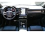 Volvo XC40 1.5 T3 R-Design .pano.camera.terkh.leer.