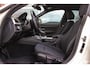 BMW 3-Serie Gran Turismo 320i F34 Executive Facelift | 184 pk | Automaat | 2e eigenaar | 19 inch | Camera | Head-up | LED | PDC | Navi | Stoelverwarming | Cruise control | Climate control