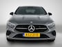 Mercedes-Benz A-klasse 250 e Night Plug-In Hybride Night Pakket | 18 Inch Velgen | Parkeerpakket met 360°-camera | Memory Voorstoelen | Distronic | Dodehoekassistent. Inclusief 24 maanden MB Certified garantie voor Europa.