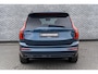 Volvo XC90 T8 Plug-in hybrid AWD Ultra Black Ed. Exec. | Google | Long Range | Ventilatie Voorstoelen | Bowers & Wilkins Audio | Trekhaak | Luchtvering | Head-Up Display | Stoel-/Stuurverwarming | Adaptieve Cruise Control | 360 Camera | Massage | Gelamineerde Zijruiten Rondom | Getint Glas | Keyless | Memory | Elek. Achterklep | 22" LM
