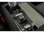 Volvo XC90 T8 Plug-in hybrid AWD Ultra Black Ed. Exec. | Google | Long Range | Ventilatie Voorstoelen | Bowers & Wilkins Audio | Trekhaak | Luchtvering | Head-Up Display | Stoel-/Stuurverwarming | Adaptieve Cruise Control | 360 Camera | Massage | Gelamineerde Zijruiten Rondom | Getint Glas | Keyless | Memory | Elek. Achterklep | 22" LM