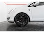 Opel Corsa 1.2-16V '111' Edition Automaat,Leder,Panoramadak,17' inch Lm velgen