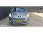 Peugeot 5008 1.6 THP Blue Lease Executive 7p.