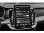 Volvo XC90 T8 Plug-in hybrid AWD Ultra Black Ed. Exec. | Google | Long Range | Ventilatie Voorstoelen | Bowers & Wilkins Audio | Trekhaak | Luchtvering | Head-Up Display | Stoel-/Stuurverwarming | Adaptieve Cruise Control | 360 Camera | Massage | Gelamineerde Zijruiten Rondom | Getint Glas | Keyless | Memory | Elek. Achterklep | 22" LM