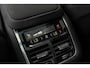 Volvo XC90 T8 Plug-in hybrid AWD Ultra Black Ed. Exec. | Google | Long Range | Ventilatie Voorstoelen | Bowers & Wilkins Audio | Trekhaak | Luchtvering | Head-Up Display | Stoel-/Stuurverwarming | Adaptieve Cruise Control | 360 Camera | Massage | Gelamineerde Zijruiten Rondom | Getint Glas | Keyless | Memory | Elek. Achterklep | 22" LM
