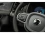 Volvo XC90 T8 Plug-in hybrid AWD Ultra Black Ed. Exec. | Google | Long Range | Ventilatie Voorstoelen | Bowers & Wilkins Audio | Trekhaak | Luchtvering | Head-Up Display | Stoel-/Stuurverwarming | Adaptieve Cruise Control | 360 Camera | Massage | Gelamineerde Zijruiten Rondom | Getint Glas | Keyless | Memory | Elek. Achterklep | 22" LM