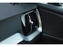 Volvo V60 T6 350PK Plug-in hybrid AWD Essential Bright | Moritz leder | 19 inch | All-season banden | Trekhaak