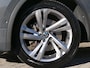Volkswagen Tiguan 1.4 TSI eHybrid R-Line Business+ | Panoramadak | Discover Pro | Head-up display | Elektrische achterklep | Apple-/Android Carplay | ACC | Dodehoek detectie | Stoelverwarming V+A | Trekhaak |
