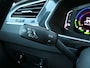 Volkswagen Tiguan 1.4 TSI eHybrid R-Line Business+ | Panoramadak | Discover Pro | Head-up display | Elektrische achterklep | Apple-/Android Carplay | ACC | Dodehoek detectie | Stoelverwarming V+A | Trekhaak |