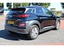 Hyundai Kona Electric EV Fashion 64 kWh, 3 -fase laden, Navi, App connect, Dode hoek detectie, Head-up display, Clima, Pdc + Camera, Cruise, Keyless go/entry