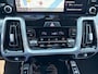 Kia Sorento 1.6 T-GDI Plug-in Hybrid 4WD ExecutiveLine *Navi+360Camera*Climate Control*Schuif/kanteldak*Stoelverwarming/ventilatie*Elekt. Trekhaak*Elekt. Achterklep*Vol opties! Zeer nette auto!