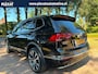 Volkswagen Tiguan Allspace 2.0 TSI 4Motion Highline Business R 7p. Aut. | 3x R-line | Adaptief | Stoelverwarming | Panorama | HUD