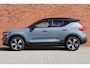 Volvo XC40 Recharge Plus | Semi-electrische wegklapbare trekhaak | Google infotainment | Stoelverwarming | Stuurwielverwarming | Parkeersensoren | Parkeercamera | 1ste Eigenaar |