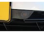 Renault Captur 1.6 E-Tech Hybrid 145 Intens | Incl. 12 Maanden garantie | Stuurverwarming | Adaptieve Cruise | Lane Assist | Airco | 360° Camera | Parkeersensoren | Apple Carplay/ Android Auto | Bluetooth | Parkeer Assistent | Navigatie | DAB |