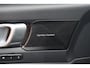 Volvo XC40 T5 Recharge Plus Dark | Stoelverwarming | Trekhaak | H/K | Parkeercamera | Glossy Black | Keyless