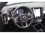 Volvo XC40 T5 Recharge Plus Dark | Stoelverwarming | Trekhaak | H/K | Parkeercamera | Glossy Black | Keyless